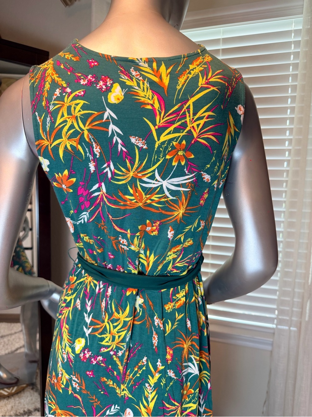 ModCloth Medium Green Tropical Floral Leaf Faux Wrap Dress Sleeveless Tie Waist - Picture 8 of 12
